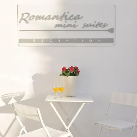 Romantica מלון דירות 4*