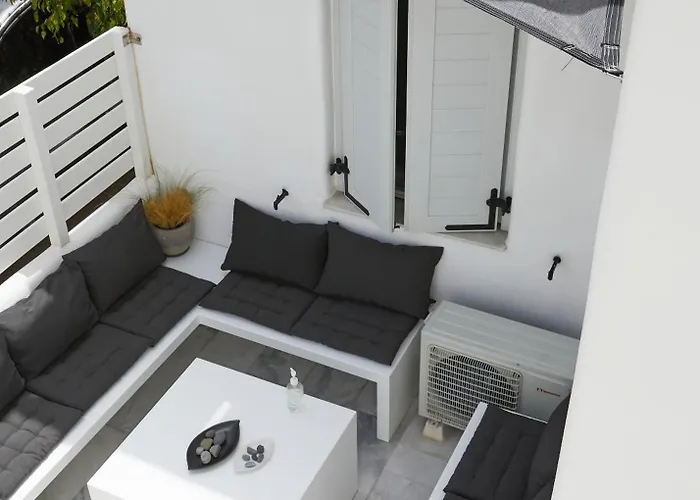 Romantica Aparthotel 4*