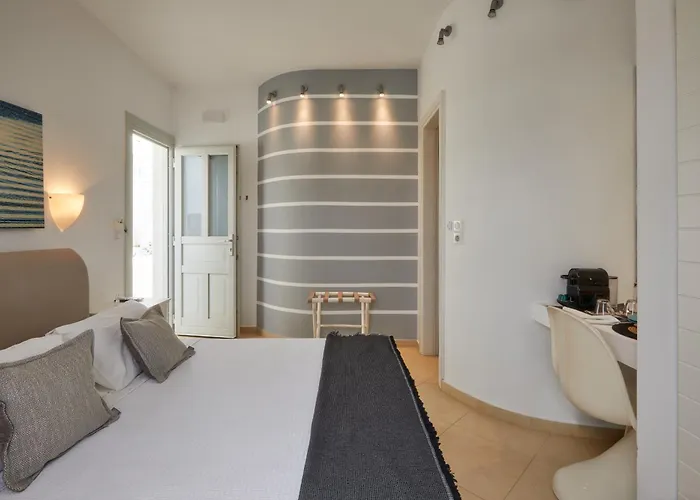 Aparthotel Romantica Naousa (Paros)